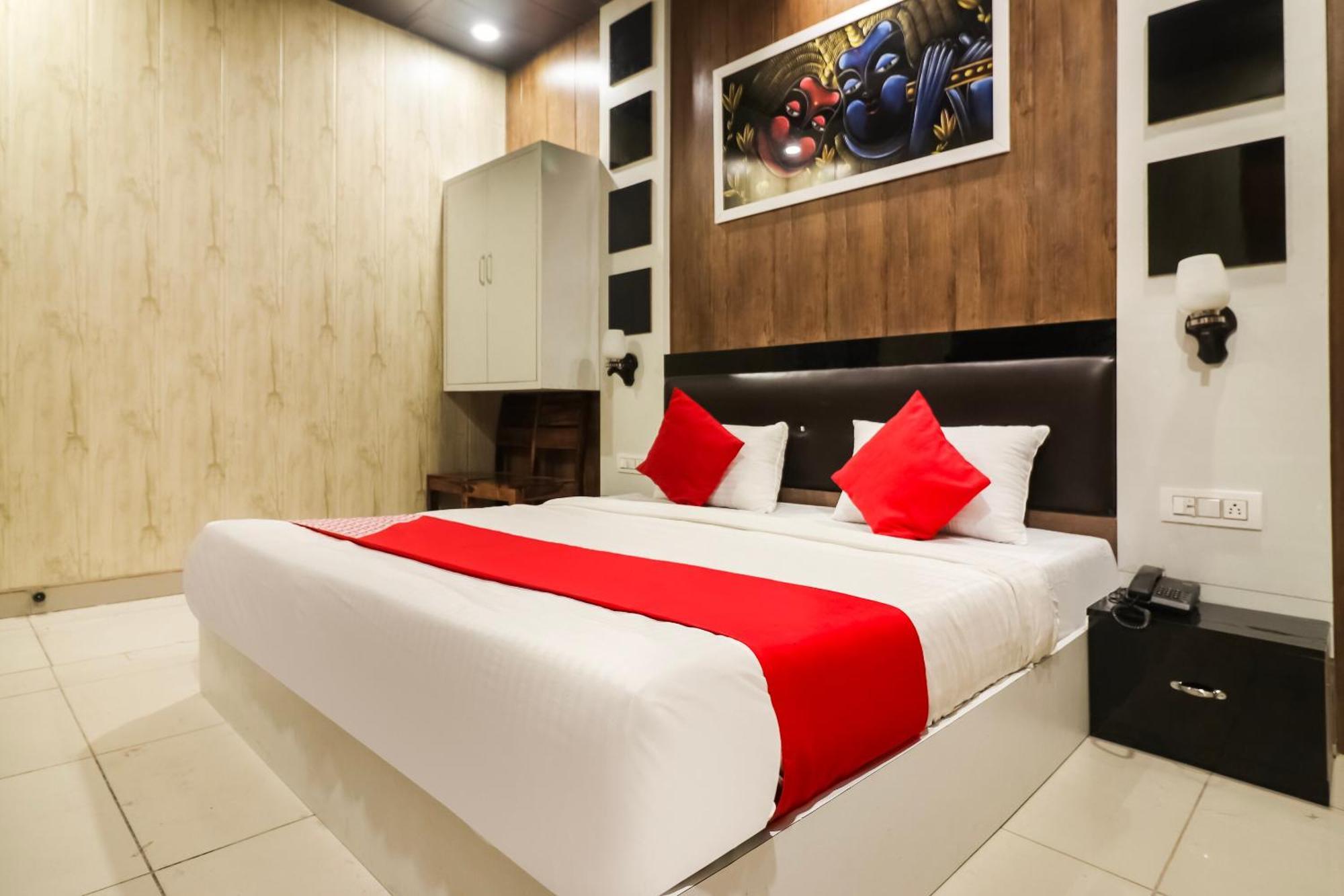 Hotel O Sheela Rohtak Esterno foto